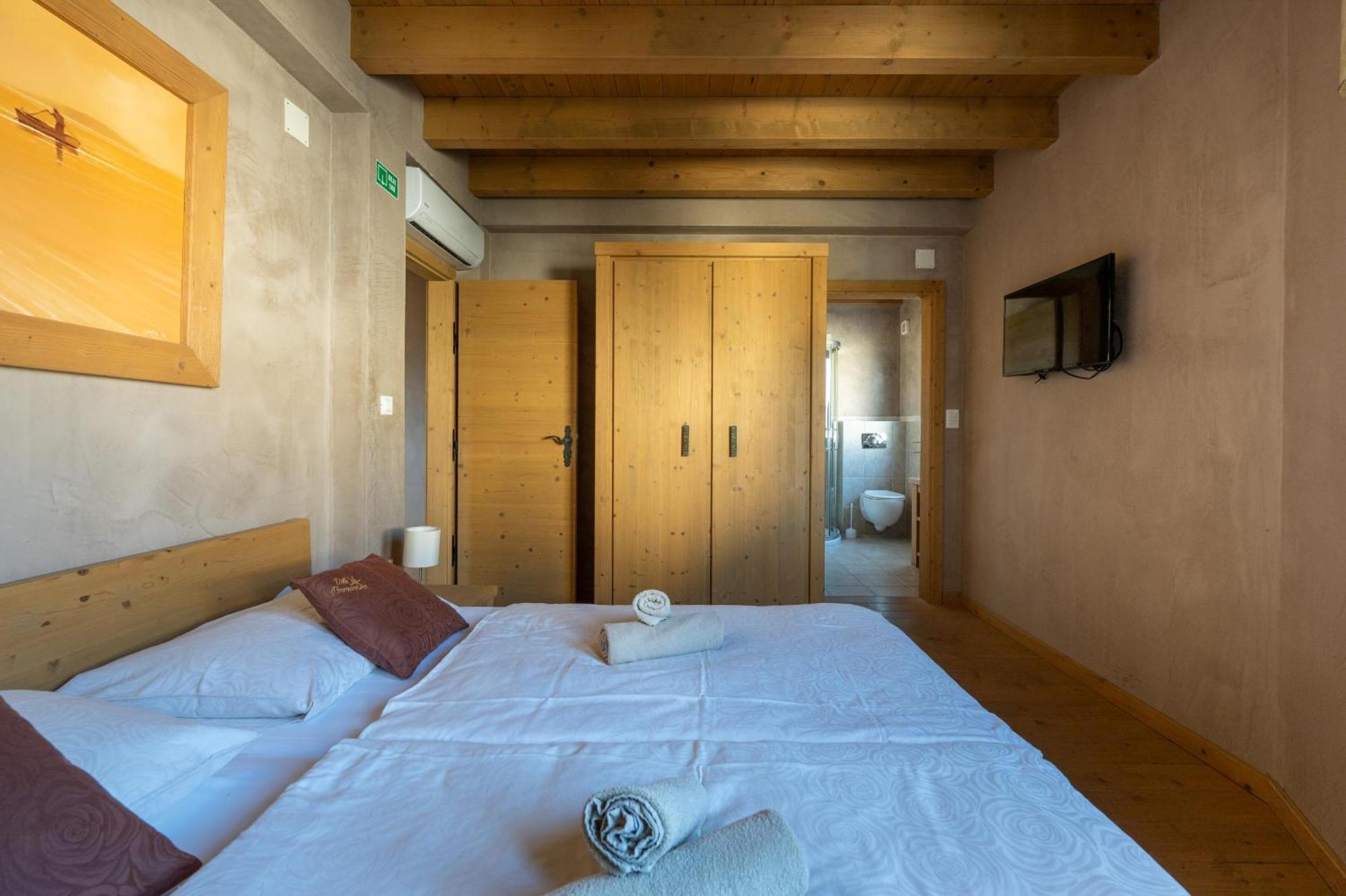 6-Bedroom Villa Chiara With Sea View Premantura Exterior foto
