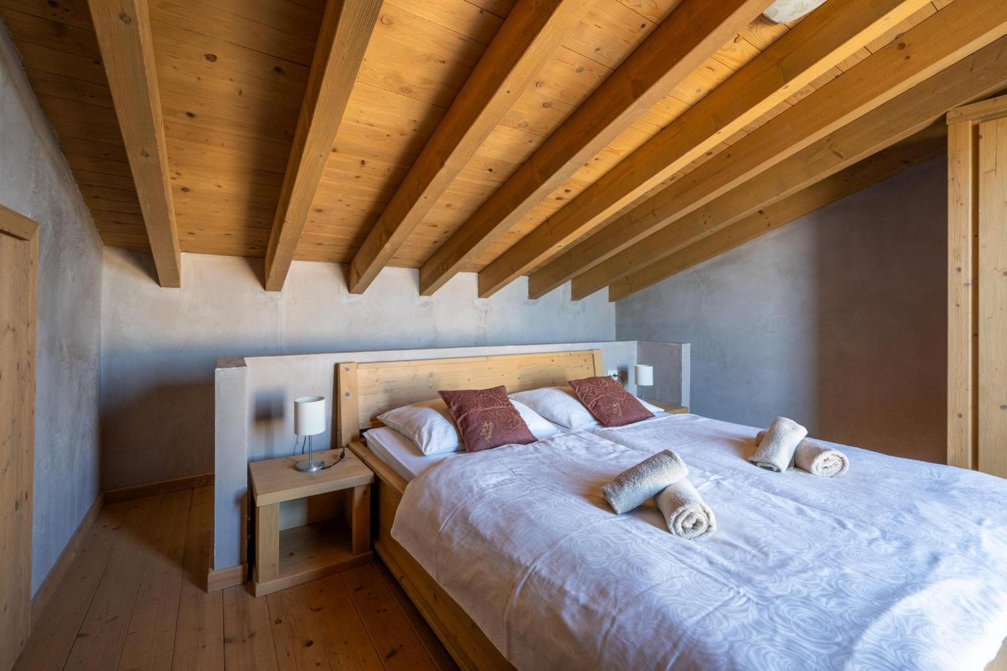 6-Bedroom Villa Chiara With Sea View Premantura Exterior foto
