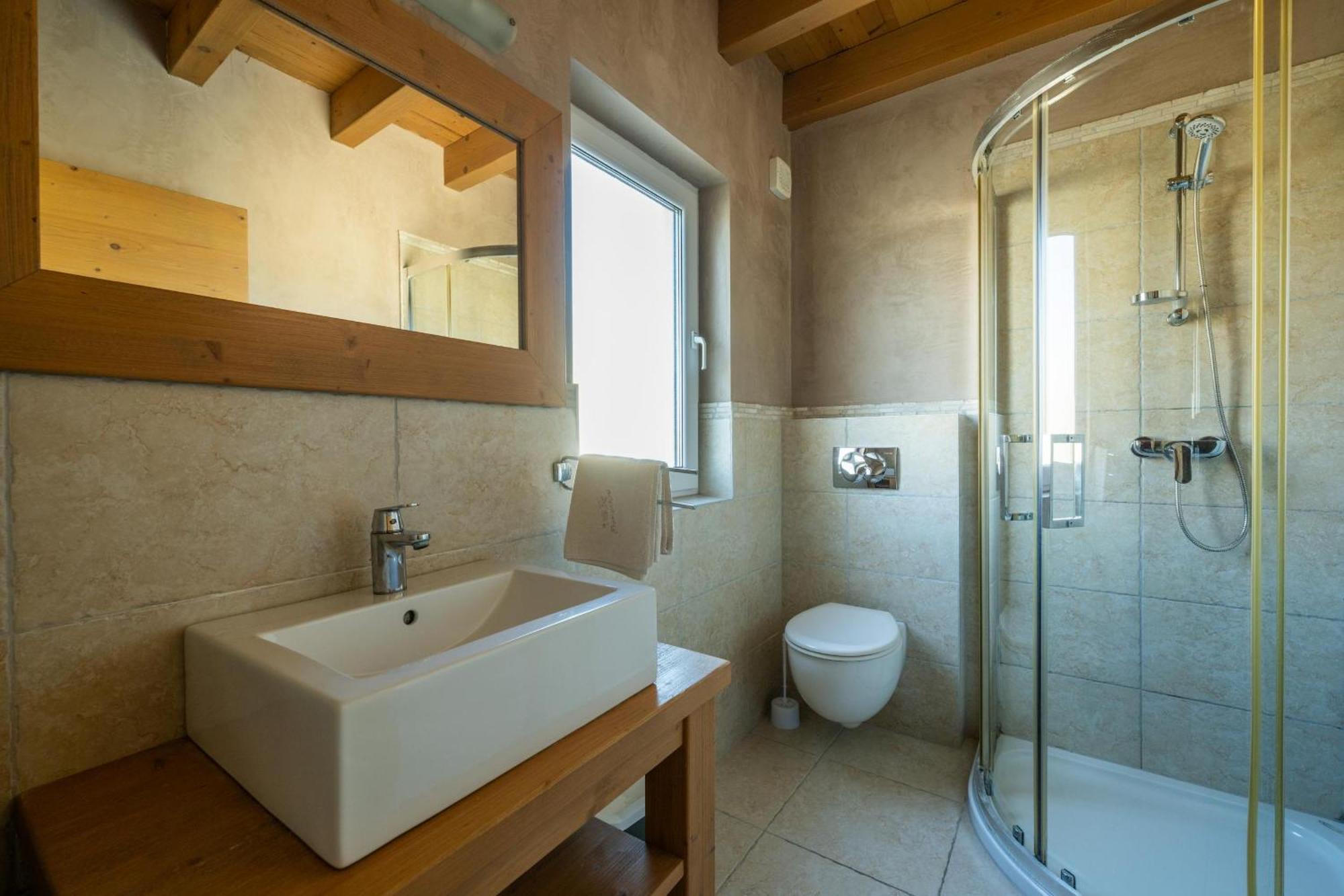 6-Bedroom Villa Chiara With Sea View Premantura Exterior foto
